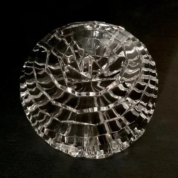 Domed Sculptured And Faceted Clear Lead Crystal Paperweight EUC - Picture 5 of 14